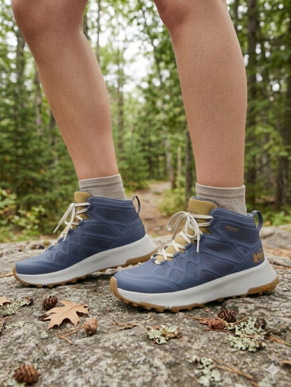 REI Co-op Flash TT Hiking Boots Size 7.5